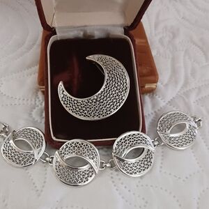 Sarah Cov VintagevCrescent Set '69